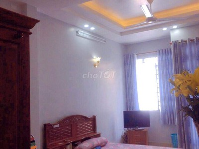 Cho thuê pjongf khép kín chính chủ t2 6112