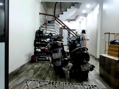 Cho thuê pjongf khép kín chính chủ t2 6557