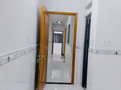 Cho thuê pjongf khép kín chính chủ t2 6205