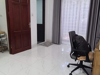Cho thuê pjongf khép kín chính chủ t2 6533