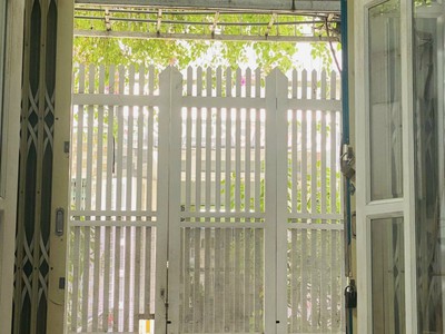 Cho thuê pjongf khép kín chính chủ t2 6568