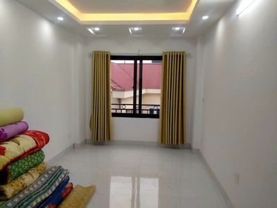 Cho thuê pjongf khép kín chính chủ t2 6554