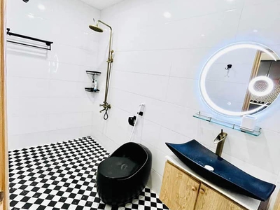 Cho thuê pjongf khép kín chính chủ t2 6179