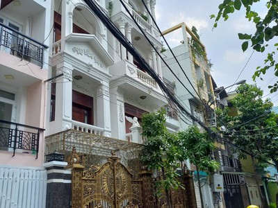 Cho thuê pjongf khép kín chính chủ t2 6324