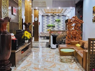Cho thuê pjongf khép kín chính chủ t2 6240