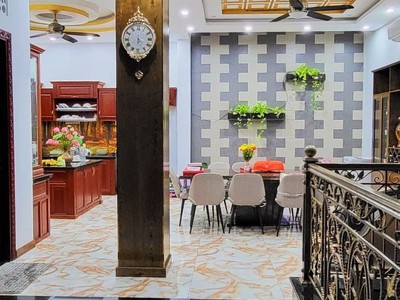 Cho thuê pjongf khép kín chính chủ t2 6278