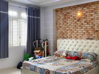 Cho thuê pjongf khép kín chính chủ t2 6225