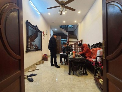 Cho thuê pjongf khép kín chính chủ t2 6519