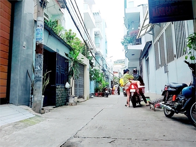 Cho thuê pjongf khép kín chính chủ t2 6263