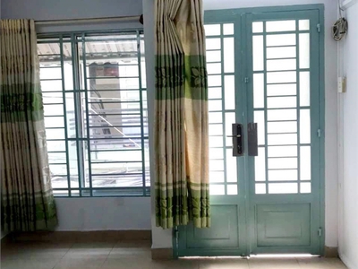 Cho thuê pjongf khép kín chính chủ t2 6264