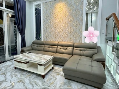 Cho thuê pjongf khép kín chính chủ t2 6562