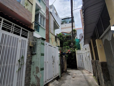 Cho thuê pjongf khép kín chính chủ t2 6460