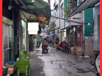 Cho thuê pjongf khép kín chính chủ t2 6522