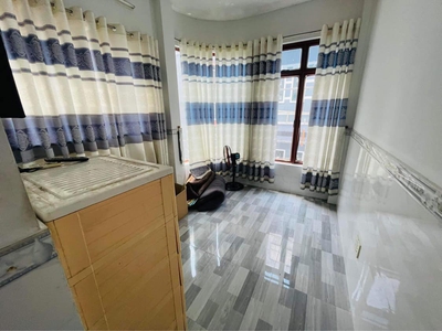 Nhà ngộp Q5 Cao Đạt 4 tầng,hạ gần 1tỷ, HXH chỉ nhỉnh 4tỷ 3