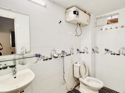 Cho thuê pjongf khép kín chính chủ t2 6850