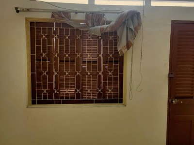 Cho thuê pjongf khép kín chính chủ t2 6672