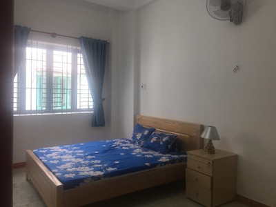 Cho thuê pjongf khép kín chính chủ t2 7027