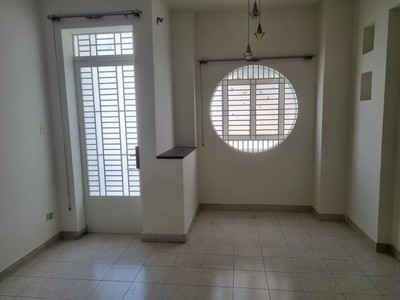 Cho thuê pjongf khép kín chính chủ t2 7033