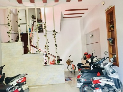 Cho thuê pjongf khép kín chính chủ t2 6677