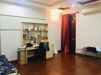 Cho thuê pjongf khép kín chính chủ t2 6678