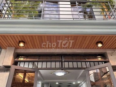 Cho thuê pjongf khép kín chính chủ t2 7169