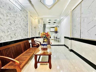 Cho thuê pjongf khép kín chính chủ t2 7170