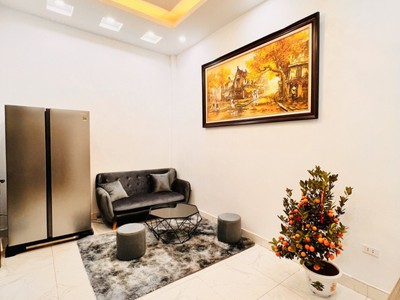 Cho thuê pjongf khép kín chính chủ t2 6853