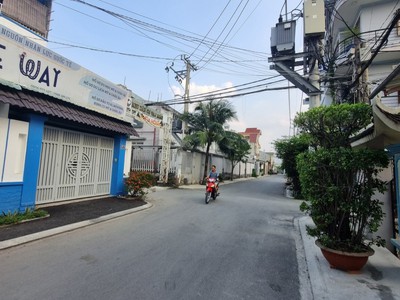 Cho thuê pjongf khép kín chính chủ t2 6692