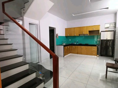 Cho thuê pjongf khép kín chính chủ t2 7161