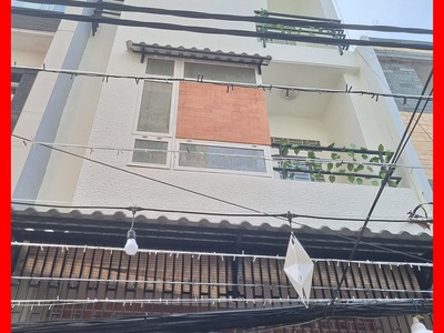Cho thuê pjongf khép kín chính chủ t2 7030