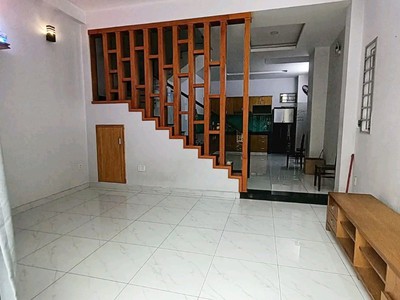 Cho thuê pjongf khép kín chính chủ t2 7162