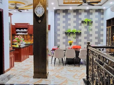 Cho thuê pjongf khép kín chính chủ t2 6699