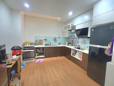 Cho thuê pjongf khép kín chính chủ t2 6648