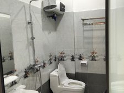 Cho thuê pjongf khép kín chính chủ t2 6803