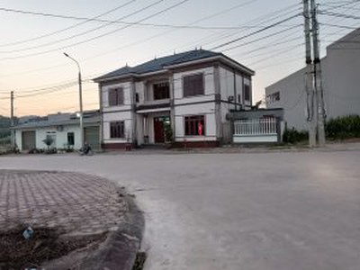 Cho thuê pjongf khép kín chính chủ t2 7056