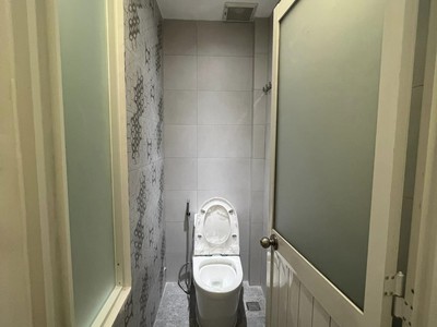 Cho thuê pjongf khép kín chính chủ t2 7518