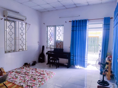 Cho thuê pjongf khép kín chính chủ t2 7455