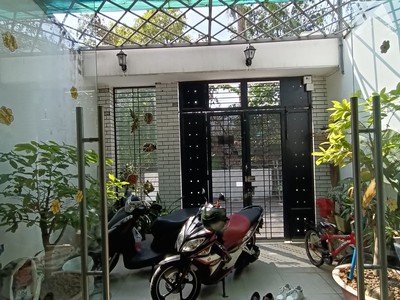 Cho thuê pjongf khép kín chính chủ t2 7437