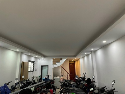 Cho thuê pjongf khép kín chính chủ t2 7335