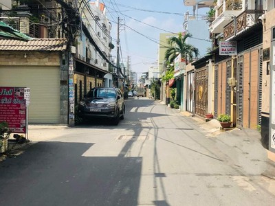 Cho thuê pjongf khép kín chính chủ t2 7472