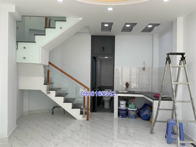 Cho thuê pjongf khép kín chính chủ t2 7592