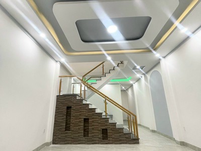 Cho thuê pjongf khép kín chính chủ t2 7183
