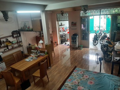 Cho thuê pjongf khép kín chính chủ t2 7288