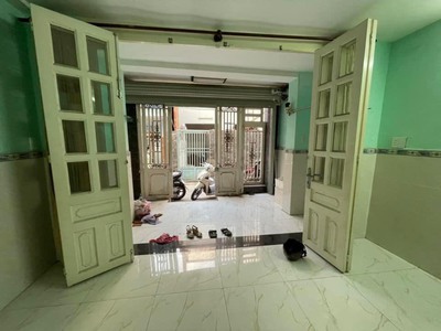 Cho thuê pjongf khép kín chính chủ t2 7327