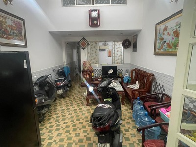Cho thuê pjongf khép kín chính chủ t2 7343