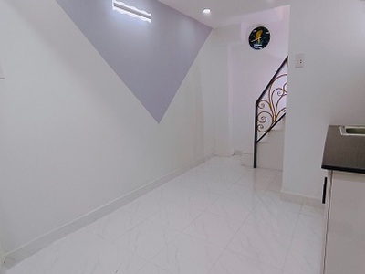 Cho thuê pjongf khép kín chính chủ t2 7282