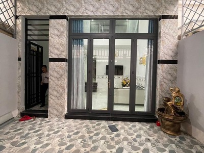 Bán nhà mới ở ngay sát mt trần xuân soạn quận 7. dt 5.5x20. 3 tầng 7pn. chỉ 7 tỷ. shr-btct 0