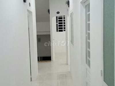 Cho thuê pjongf khép kín chính chủ t2 8065