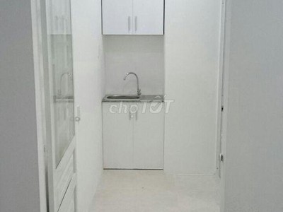 Cho thuê pjongf khép kín chính chủ t2 8068
