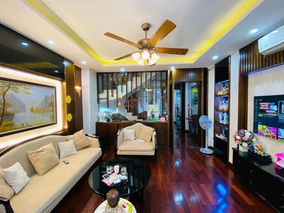 Cho thuê pjongf khép kín chính chủ t2 7861
